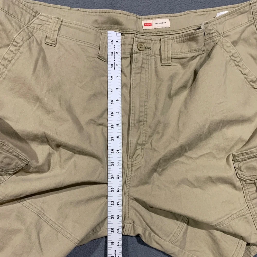 Wrangler Cargo Shorts Men 48 Relaxed Fit Khaki Stretch Cotton Utility